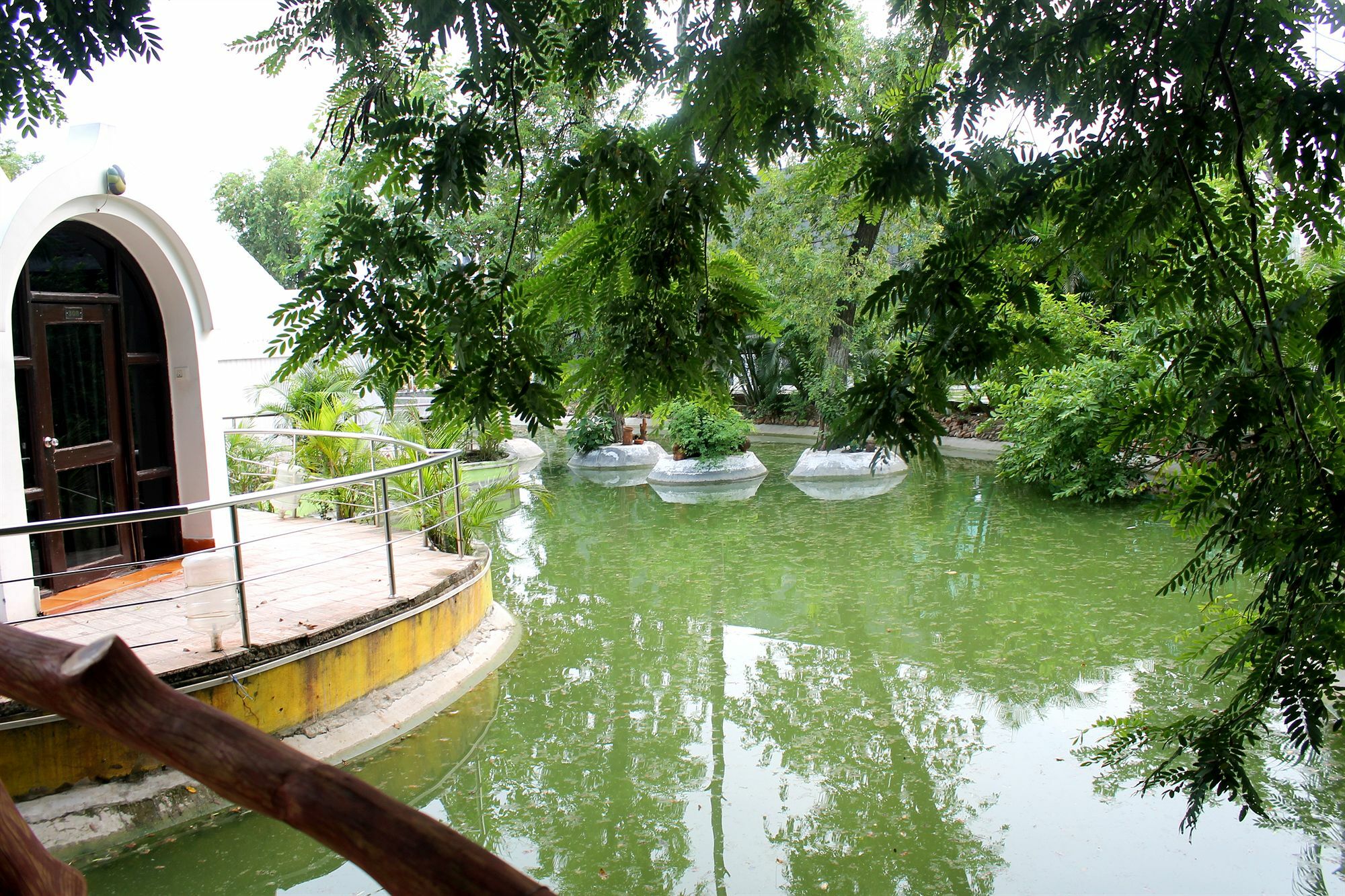 Sambodhi Retreat Hotel Exterior photo