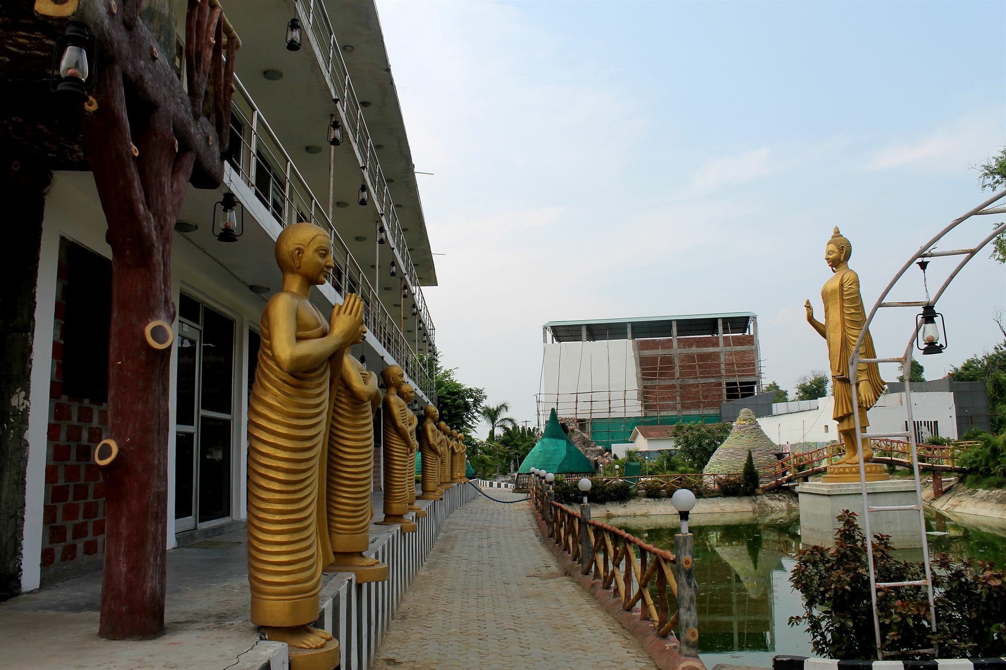 Sambodhi Retreat Hotel Exterior photo