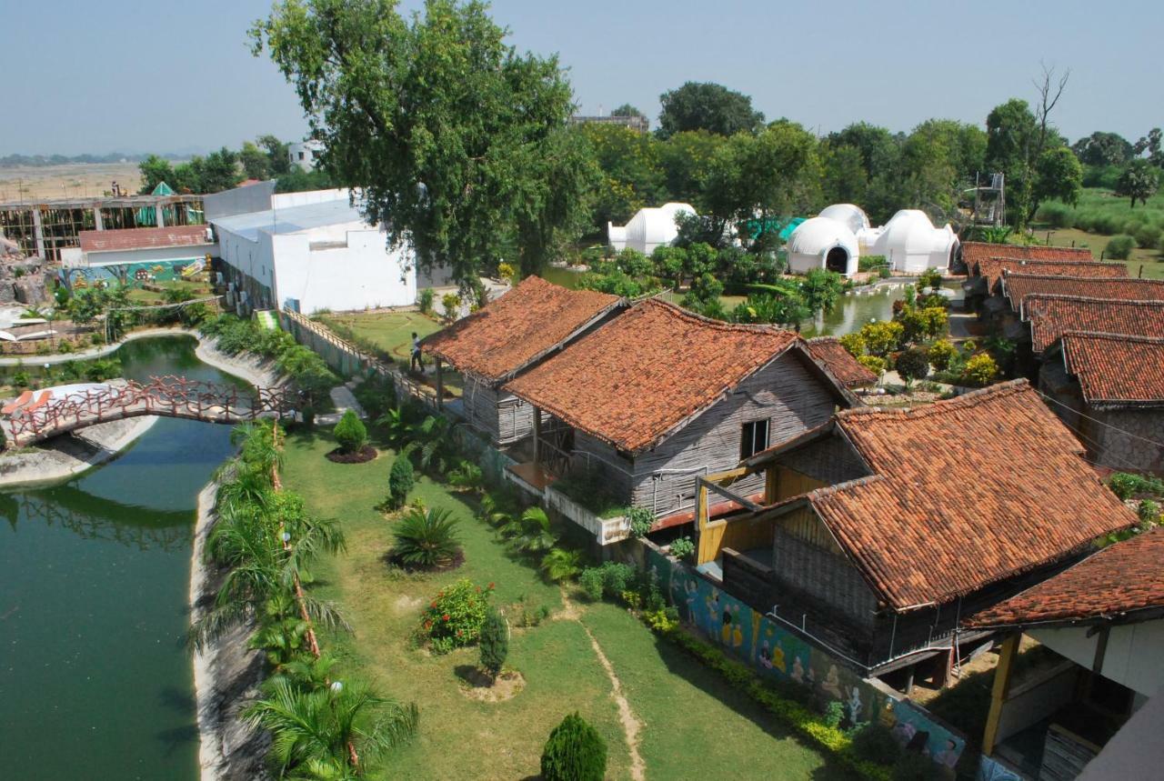 Sambodhi Retreat Hotel Exterior photo